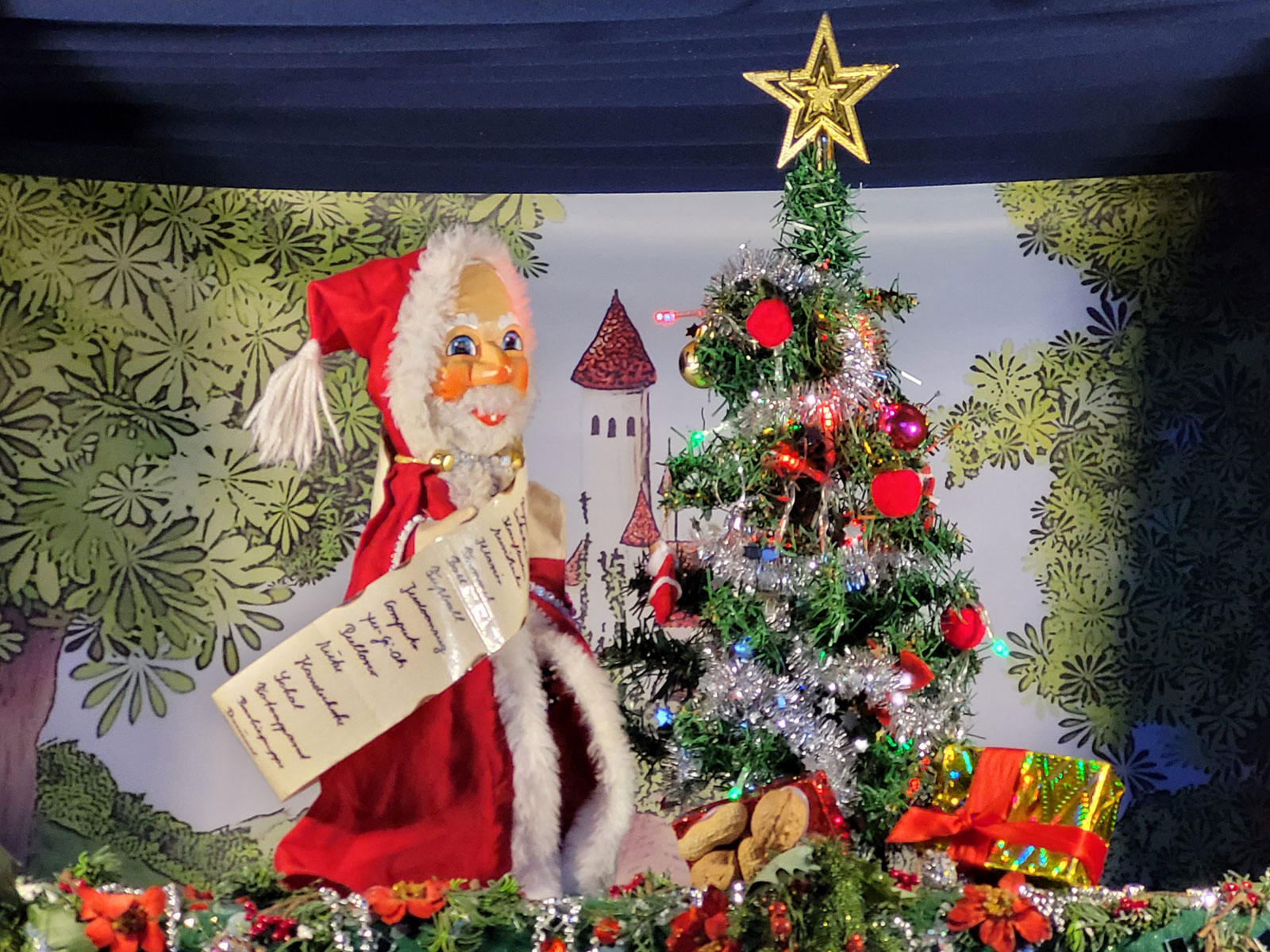 Der_verhexte_Weihnachtsbaum_Puppentheater